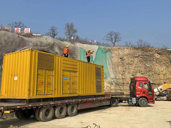 咸阳发电机租赁如何根据测试结果判断机油泵的工作状态是否正常？