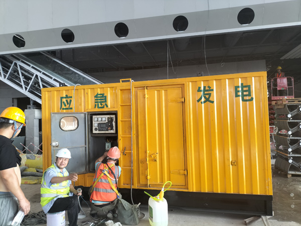 咸阳怎样判断空气滤清器是否需要更换？
